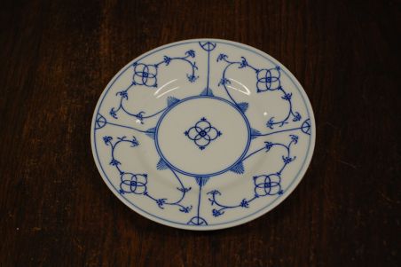 (n-7600/4) Õlelille mustriga salatitaldrikud, 8tk (erinevad)