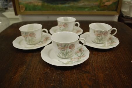 (n-4543) Gallo Galerie de Porcelaine Villeroy & Boch Group "Punane moon", kohvitassid-taldrikud, 4tk