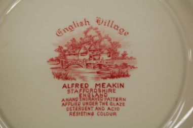 (n-4553) Alfred Meakin, Staffordshire, English Village, punased salatitaldrikud, 4tk