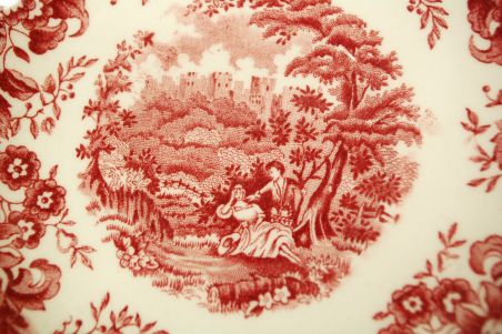 (n-4600) Alfred Meakin, Romance, punased puljongikausid-taldrikud, 3tk
