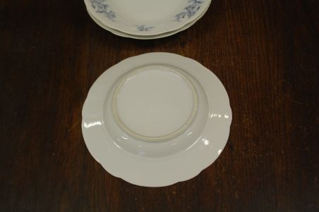 (n-4679) Lillelised supi-pastataldrikud, 3tk