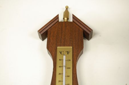 (n-8117) Vanderbutte,  Eschenbach, baromeeter-termomeeter