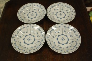 (n-8122/1) Sandra Rich, õlelillemustriga supi-pastataldrikud, 4tk