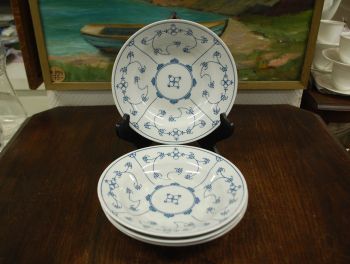 (n-8122/1) Sandra Rich, õlelillemustriga supi-pastataldrikud, 4tk 2