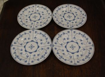 (n-8122/2) Sandra Rich, õlelillemustriga salatitaldrikud, 4tk