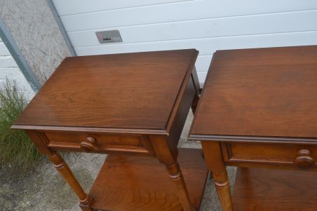 (n-8131) Öökapid 2 tk komplektis