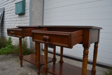 (n-8131) Öökapid 2 tk komplektis