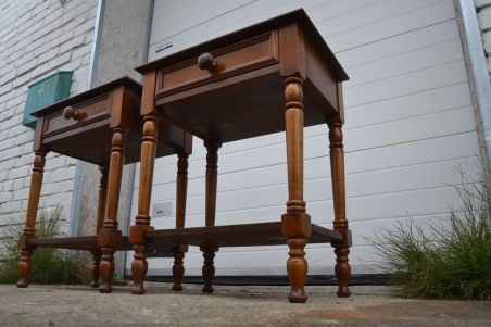 (n-8131) Öökapid 2 tk komplektis
