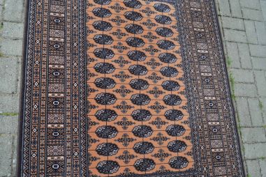 (n-8136) Etiketiga suurem vaip Venetia 1,3x1,8 m