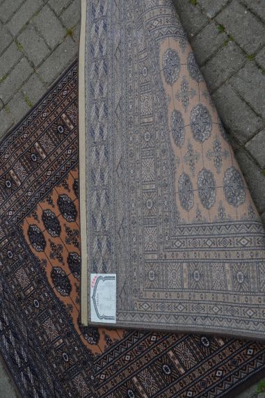 (n-8136) Etiketiga suurem vaip Venetia 1,3x1,8 m