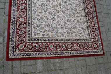 (n-8139) Suurem vaip 1,6x2,25 m