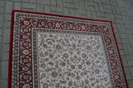 (n-8139) Suurem vaip 1,6x2,25 m