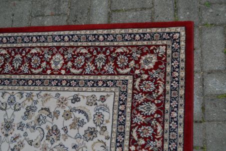 (n-8139) Suurem vaip 1,6x2,25 m