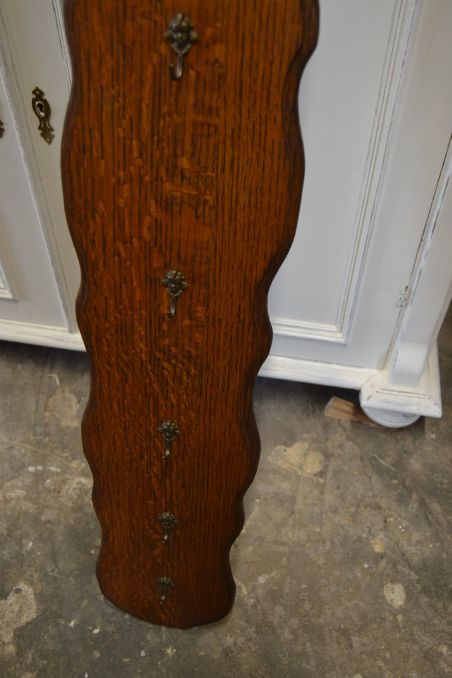 (n-8152) Püstine nagi , tassinagi