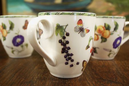 (n-8154) JBS Home Collection "Fruit & Flowers" kruusid, 3tk