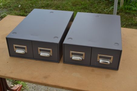 (n-8164) Metallist kartoteegikapid, 2 tk komplektis