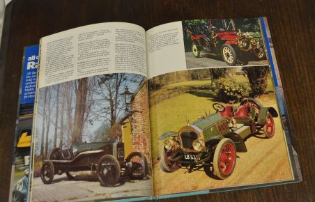 (n-8167) Raamat vanematest võidusõiduautodest, aastast 1973