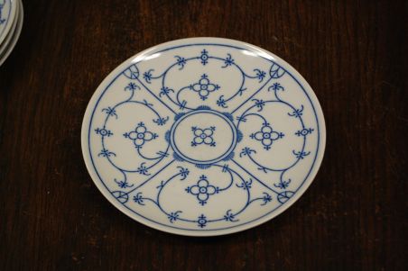 (n-8179/1) Bavaria Winterling Schwarzenbach, õlelille mustriga salatitaldrikud, 4tk