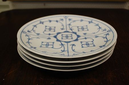 (n-8179/1) Bavaria Winterling Schwarzenbach, õlelille mustriga praetaldrikud, 4tk
