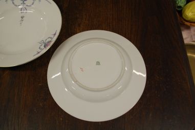 (n-8184/3) KPM Waldenburg, käsitsiviimistletud uhked supi-pastataldrikud, 2tk