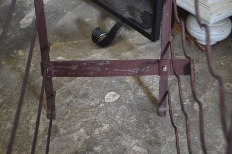 (n-8186) HERBY metallist veiniriiul, 50 pudelile