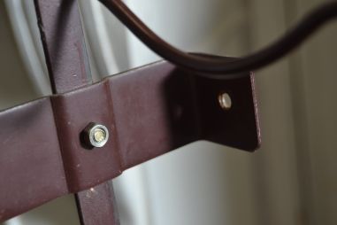 (n-8186) HERBY metallist veiniriiul, 50 pudelile