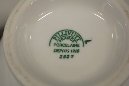 (n-8195) Pillivuyt, lõvipeadega kausid, 4tk