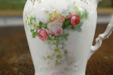 (n-8198) Väike lilleline kann