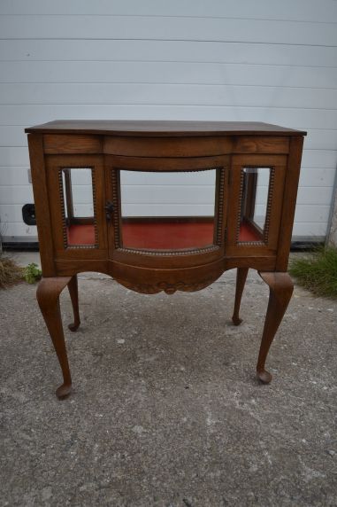 (n-8203) Klaasidega kapp, baarikapp