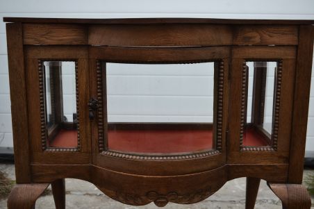 (n-8203) Klaasidega kapp, baarikapp