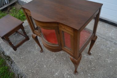 (n-8203) Klaasidega kapp, baarikapp