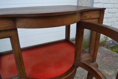 (n-8203) Klaasidega kapp, baarikapp