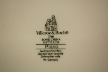 (n-8225/3) Villeroy & Boch Mettlach, Piano suur ovaalne vaagen