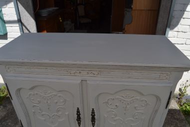 (n-8228) Valge suurem kummut