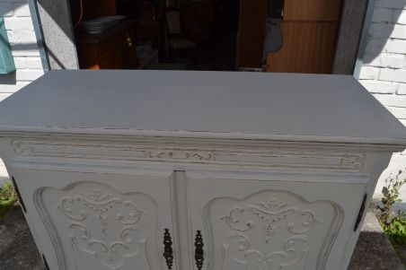 (n-8228) Valge suurem kummut