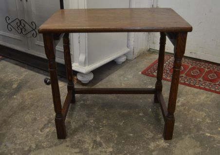 (n-8232/2) Väiksem lauake