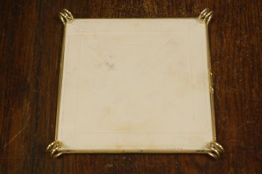 (n-8265/2) Villeroy & Boch Mettlach puuviljadega kuumaalus