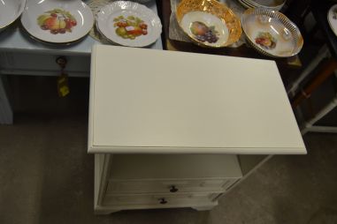 (n-8268) Valge kummut
