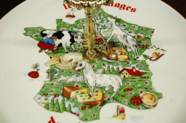 (n-8272) Bavaria, Winterling Marktleuthen, juustuvaagen metallsangaga