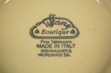 (n-8305/2) Tiffany Boutique, kreemikad pitsilised suured kausid, 2tk komplektis