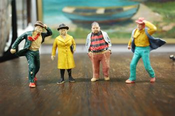 (n-8324) Käsitsimaalitud minifiguurid, 20tk komplektis 2