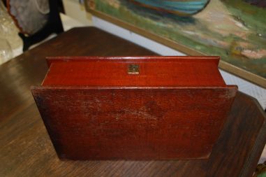 (n-8327) Puidust väike laegas