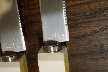 (n-8461) Sagaform, juustunugade komplekt hoidikus
