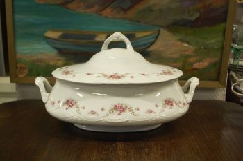 (n-8476) Wedgwood & Co, suur uhke tirin