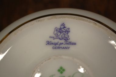 (n-8487) König.pr.Tettau portselanist taimedega lillepott "Carl von Linne" Kanarbik