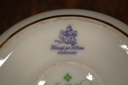 (n-8487) König.pr.Tettau portselanist taimedega lillepott "Carl von Linne" Kanarbik