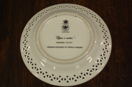 (n-8493) Bing & Grondahl, Harald Wierg, kollektsioontaldrik "Linnud" nr 11030/625
