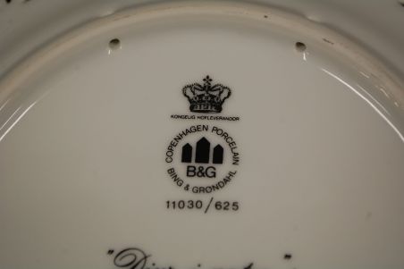 (n-8493) Bing & Grondahl, Harald Wierg, kollektsioontaldrik "Linnud" nr 11030/625