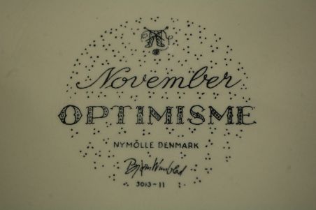 (n-8508/2) Nymölle Denmark, Bjorn Wiinblad, kuumaalus /seinataldrik "November"