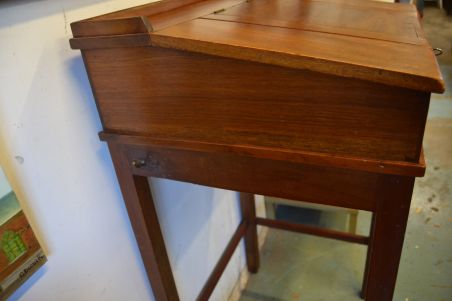 (n-8526) Kõrgem luugiga kirjutuslaud-sekretär